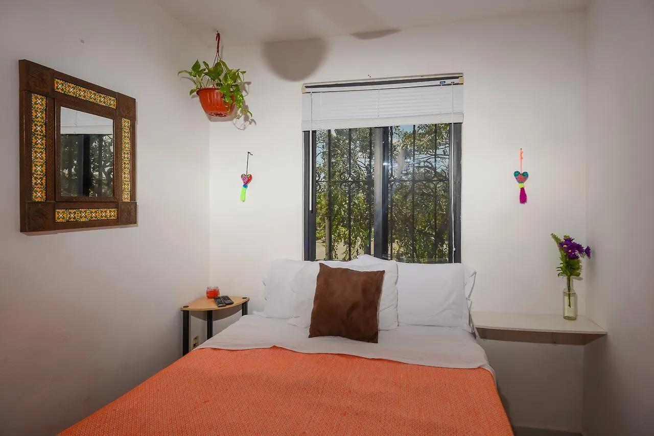 Bed And Breakfast Eclipse Канкун 3*,  Мексика